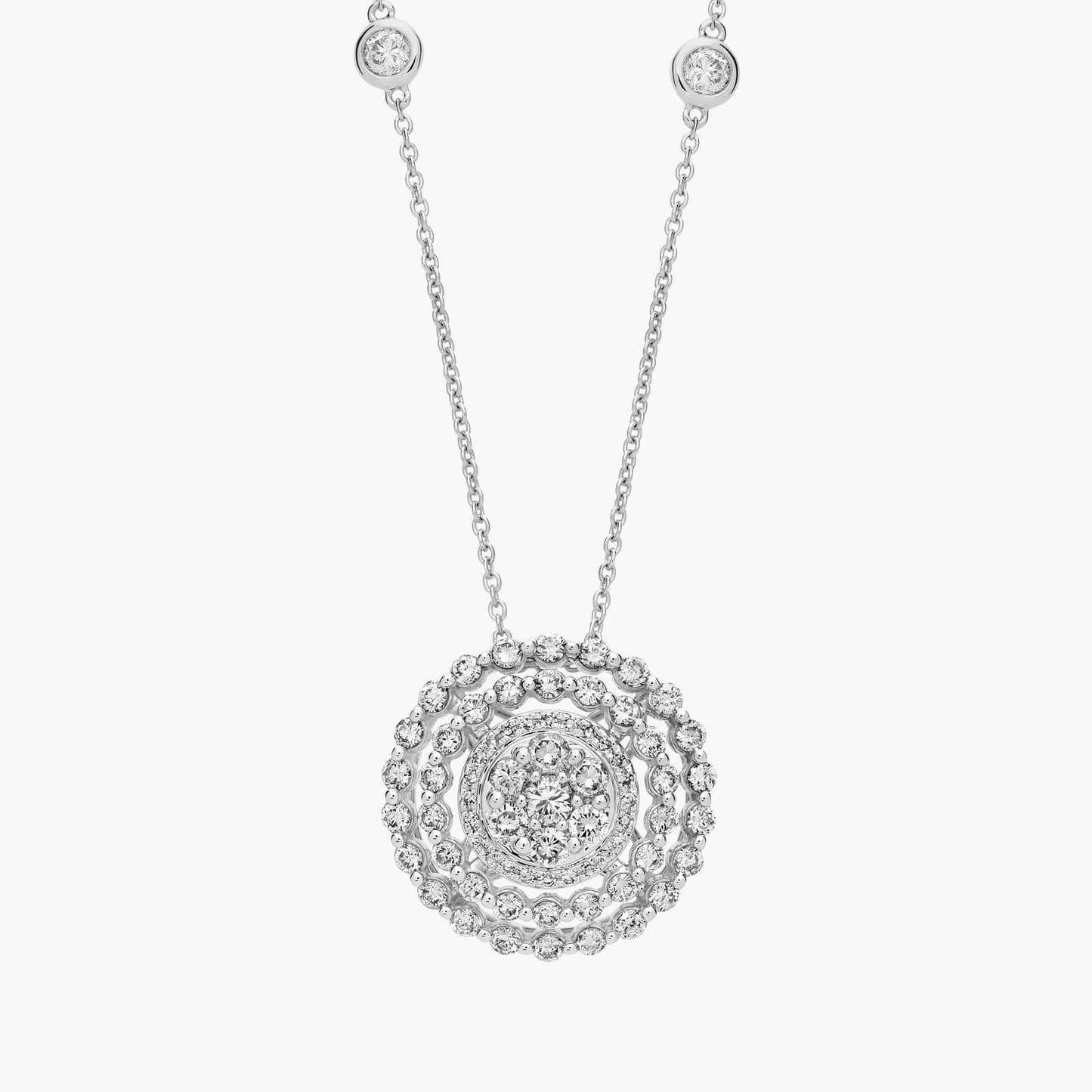Round Diamond Cluster Round Necklace